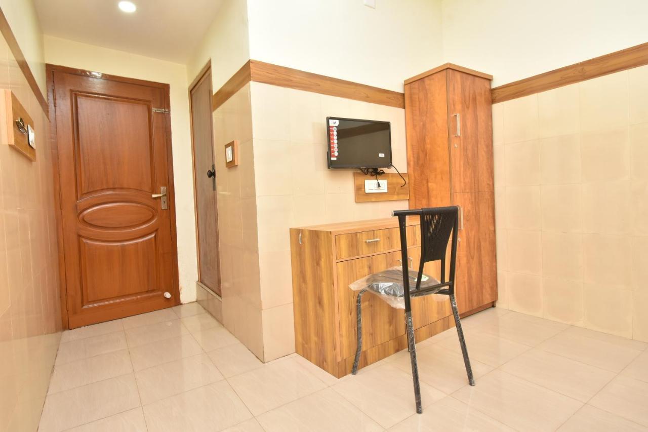 Hotel Kannur Capital Caltex Esterno foto